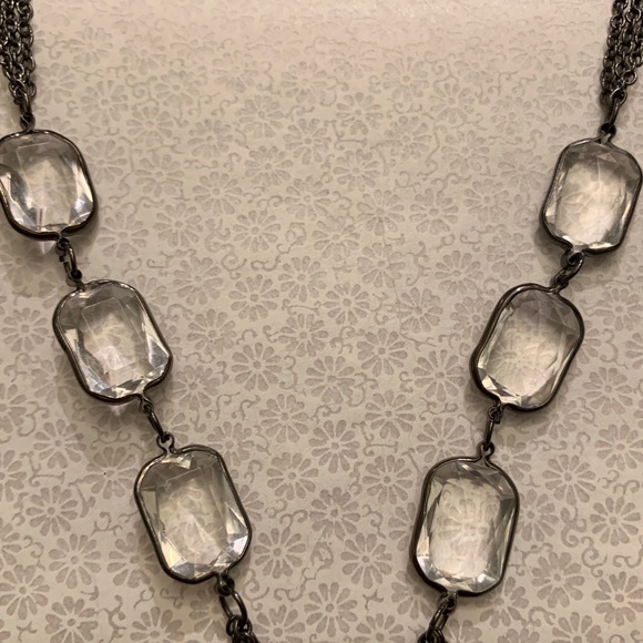 Clear stone set - Picture 3 of 8